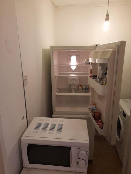 Wilmot Close London Bagian luar foto