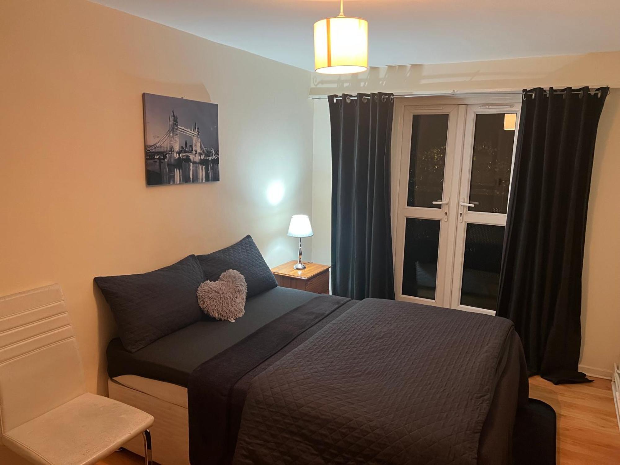 Wilmot Close London Bagian luar foto